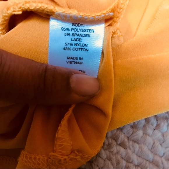 New York & Co Yellow Tank - Picture 3 of 4